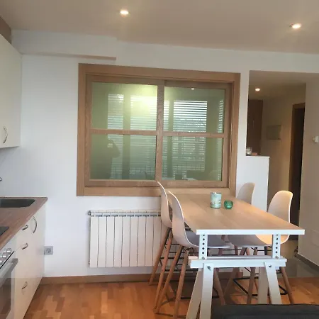Apartamento Con Piscina Apartment *
